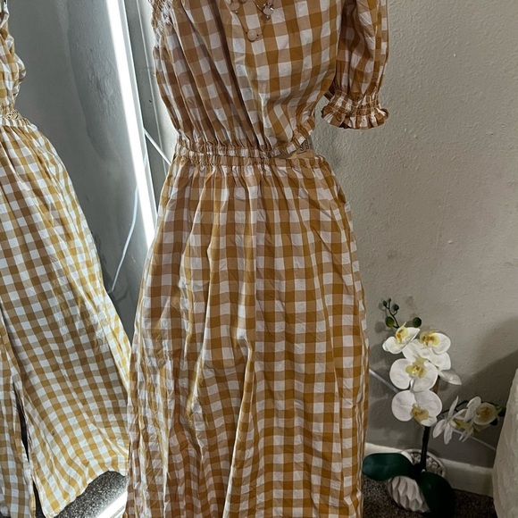 Who What Wear Mustard and Cream Patterned Dress - Picture 5 of 7